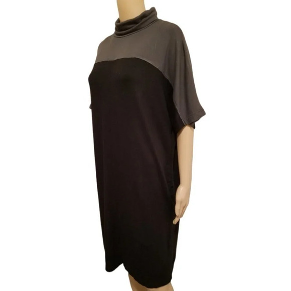 Oversized Short Sleeve Dress by Prologue - Picture 4 of 5